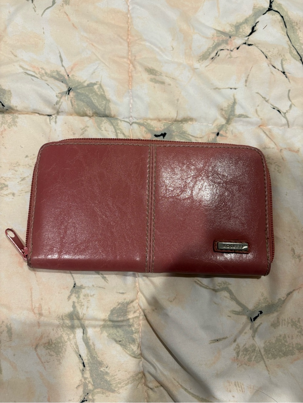 Rosetti Dusty Rose Mauve Zip Around Wallet Women’s Organizer Clutch